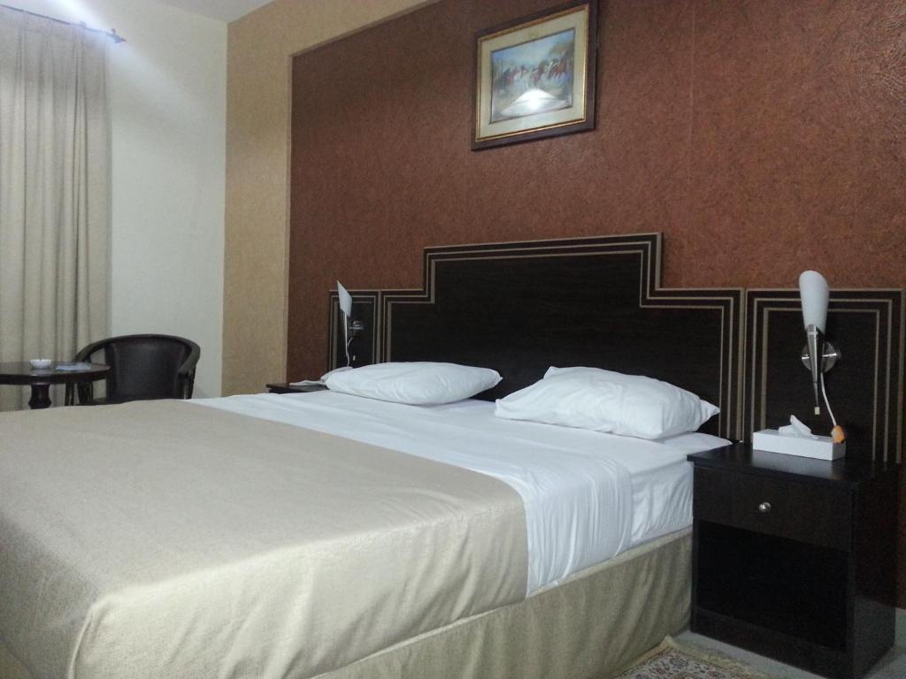 Dolphin Hotel Mascate Extérieur photo